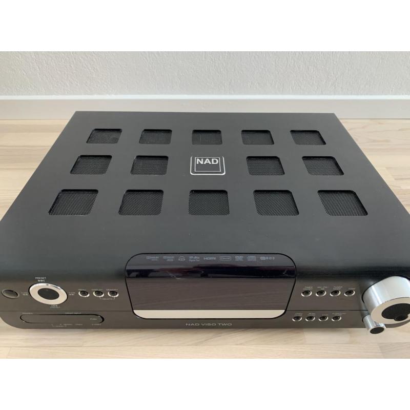 DVD-receiver NAD VISO 2 - två DALI högtalare