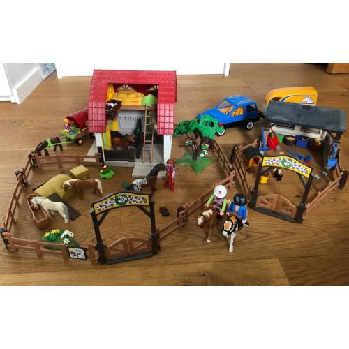 Playmobil hästgård med mera